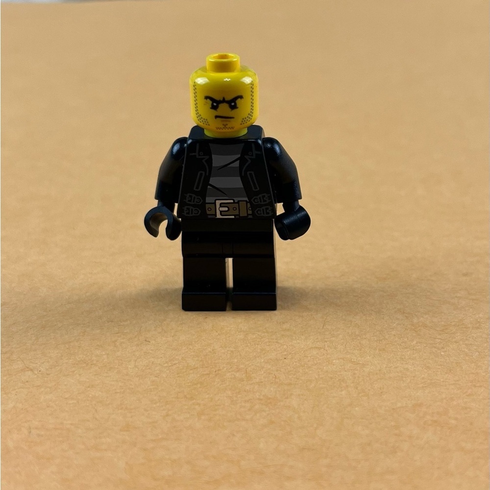 LEGO City Bandit Male Minifigure 60042 High Speed Police Chase Criminal Crook 2”